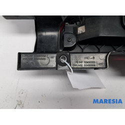 Nissan - NV300 - Achterlicht links