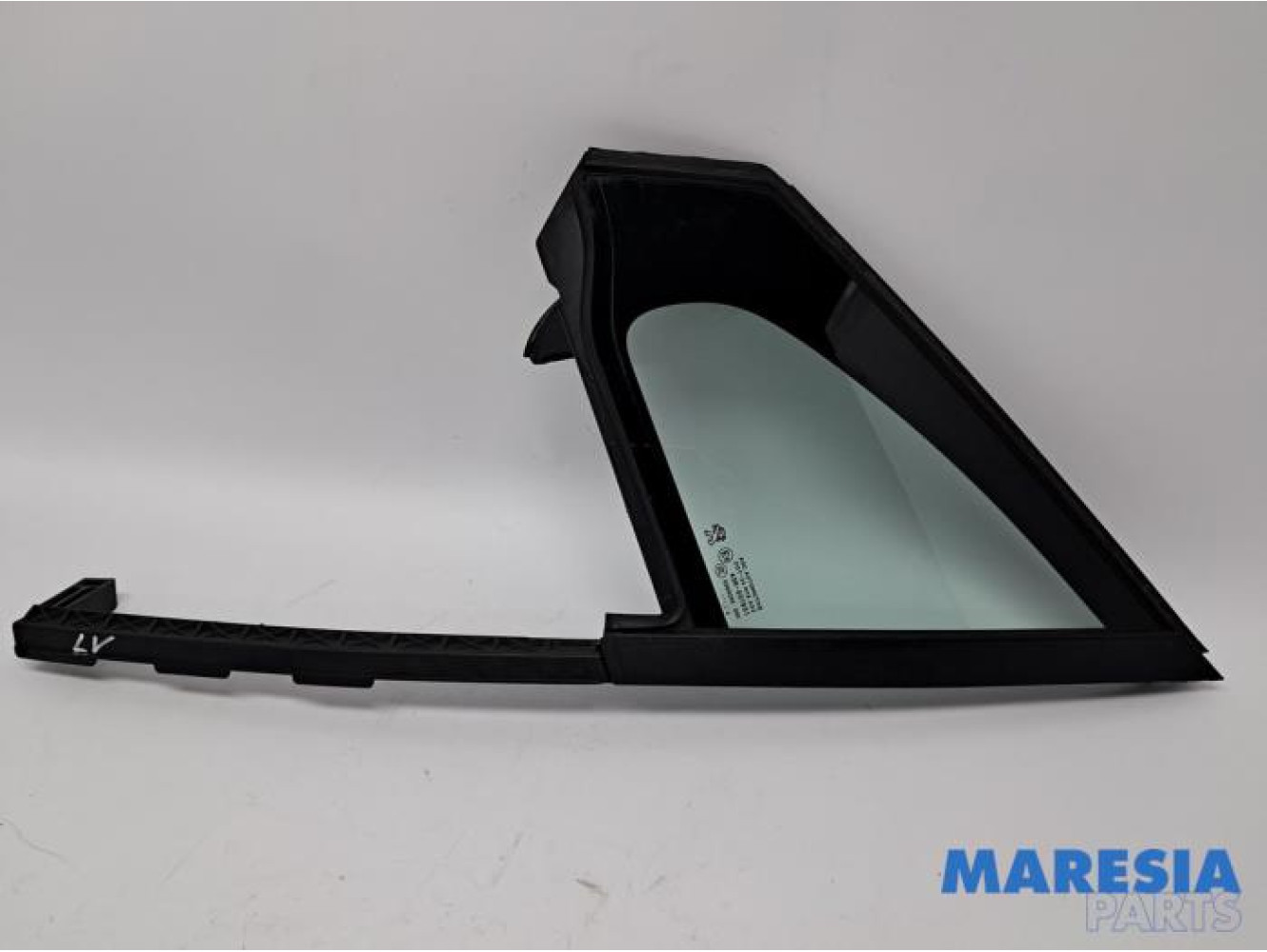 Peugeot - 208 - Vitre triangulaire avant gauche