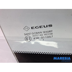 Nissan - NV300 - Driehoeks Ruit rechts-voor