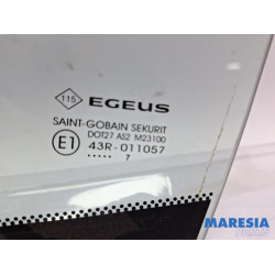 Nissan - NV300 - Quarter light, front left