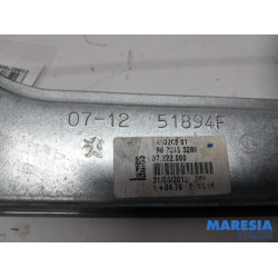 Peugeot - 208 - Window mechanism 4-door, front left