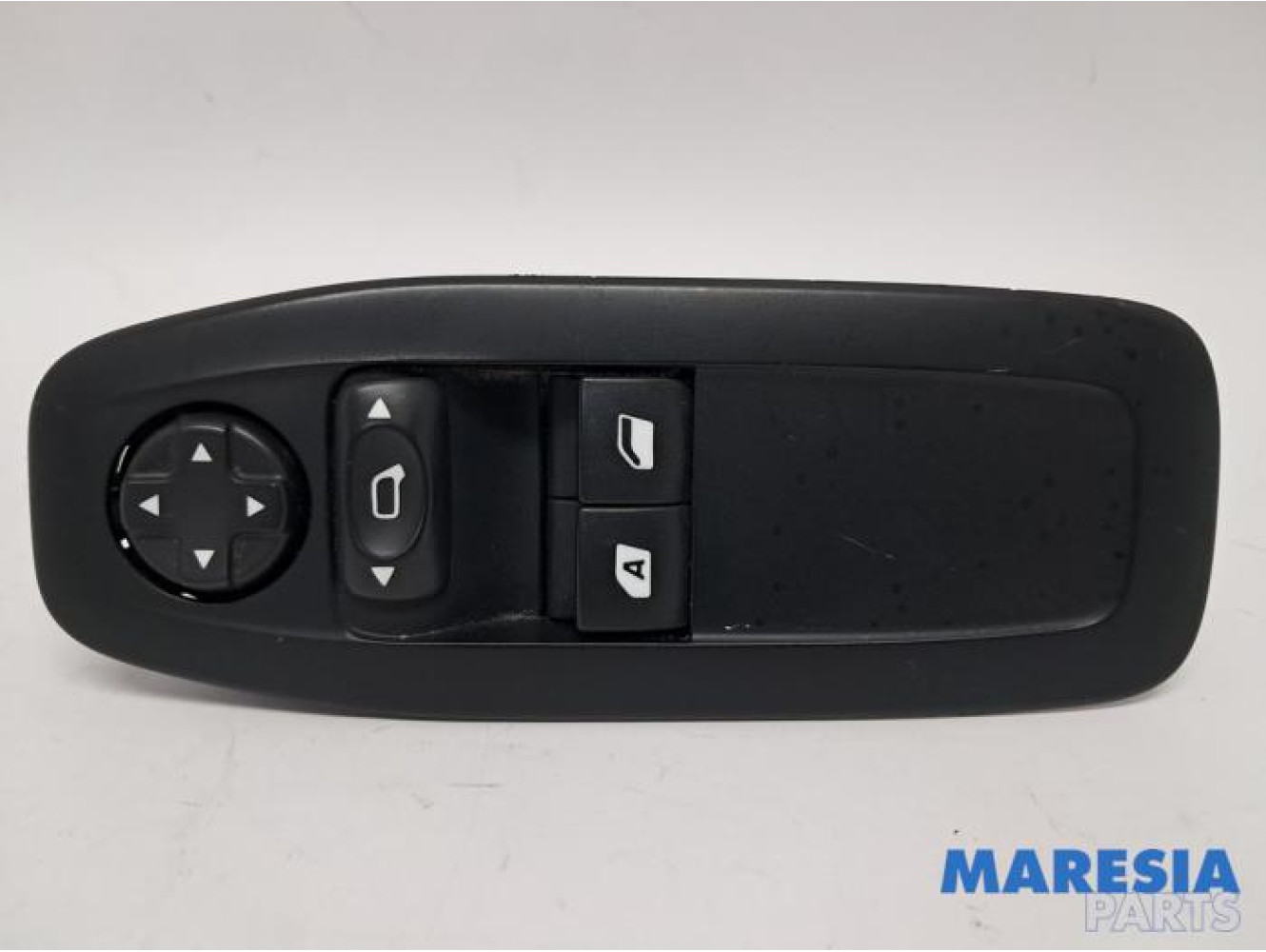 Peugeot - 208 - Multi-functional window switch