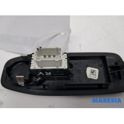 Peugeot - 208 - Electric window switch