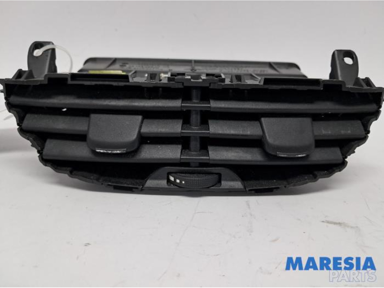 Peugeot - 208 - Dashboard vent