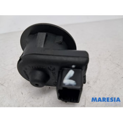 Nissan - NV300 - Mirror switch