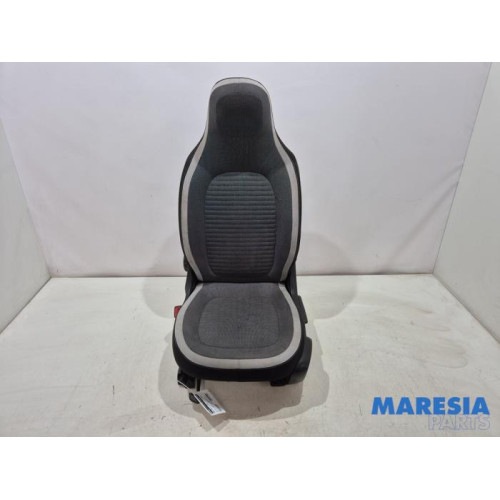 Renault - Twingo - Seat, left