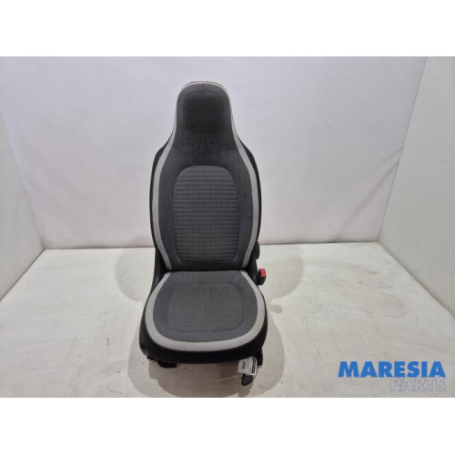 Renault - Twingo - Seat, right