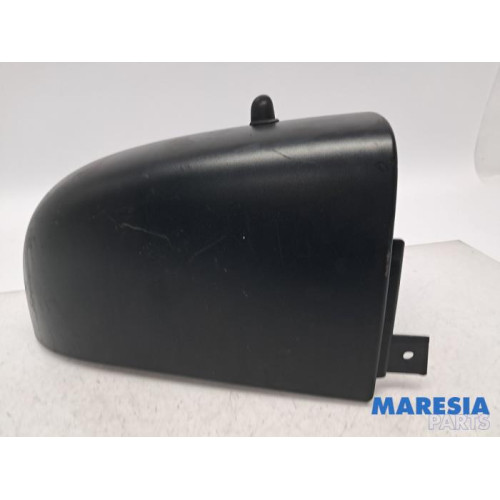 Nissan - NV300 - C-Pfosten Abdeckkappe links