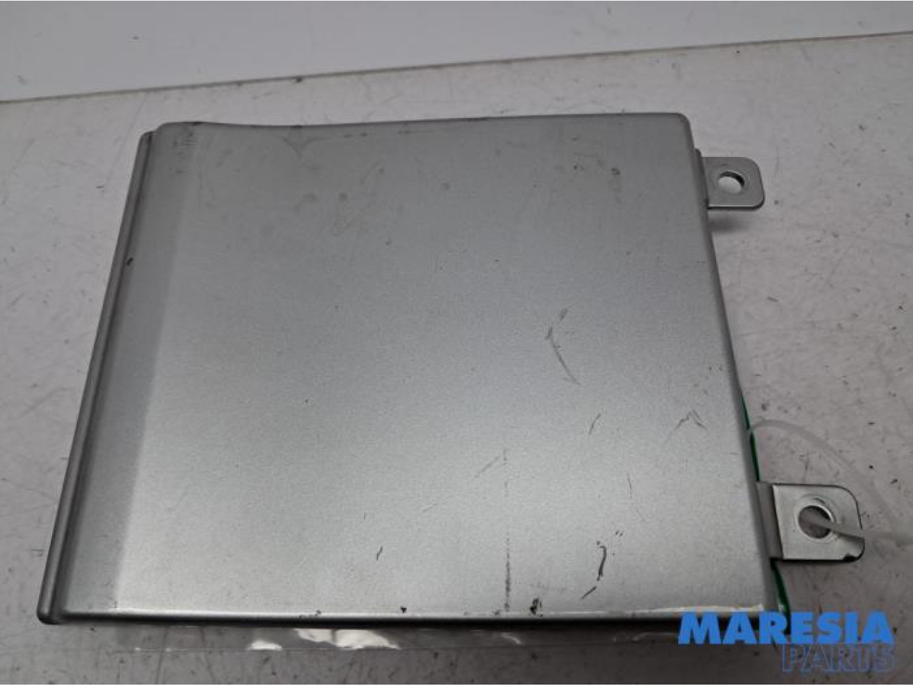 Nissan - NV300 - Tank Klep