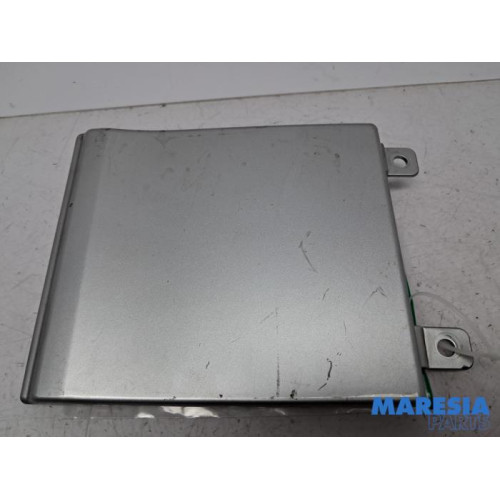 Nissan - NV300 - Tank Klep