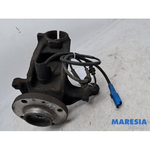 Peugeot - 208 - Fusee links-voor