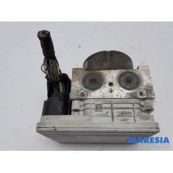 Peugeot - 208 - ABS Pumpe
