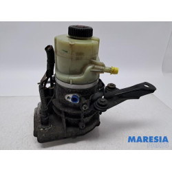 Nissan - NV300 - Power steering pump
