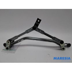 Peugeot - 208 - Wiper mechanism