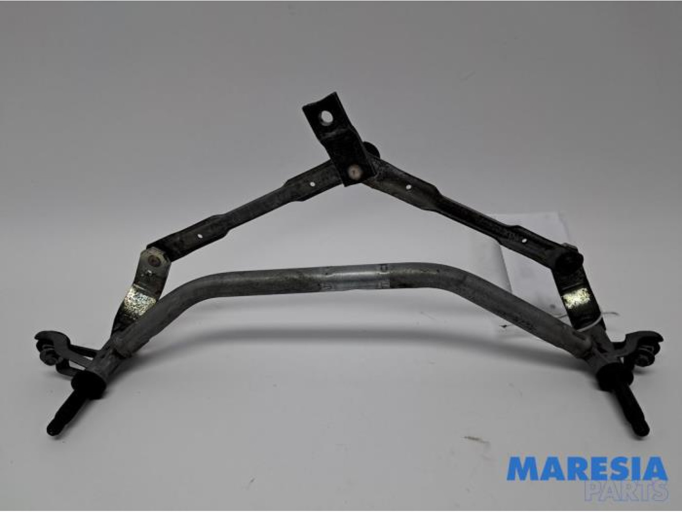 Peugeot - 208 - Wiper mechanism