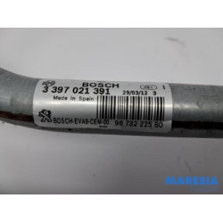 Peugeot - 208 - Wiper mechanism