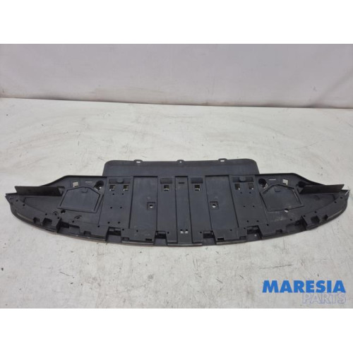 Renault - Twingo - Engine protection panel