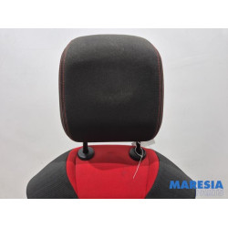 Opel - Corsa - Stoel links