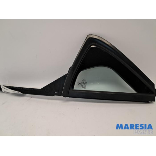 Opel - Corsa - Driehoeks Ruit rechts-achter