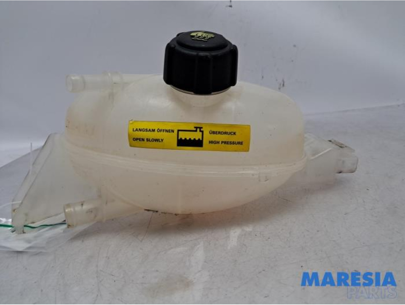 Opel - Movano - Expansion vessel