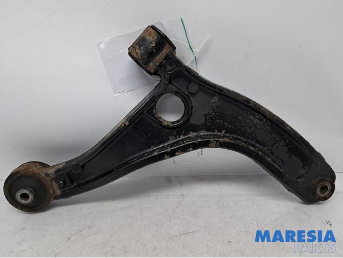 Opel - Movano - Draagarm onder links-voor