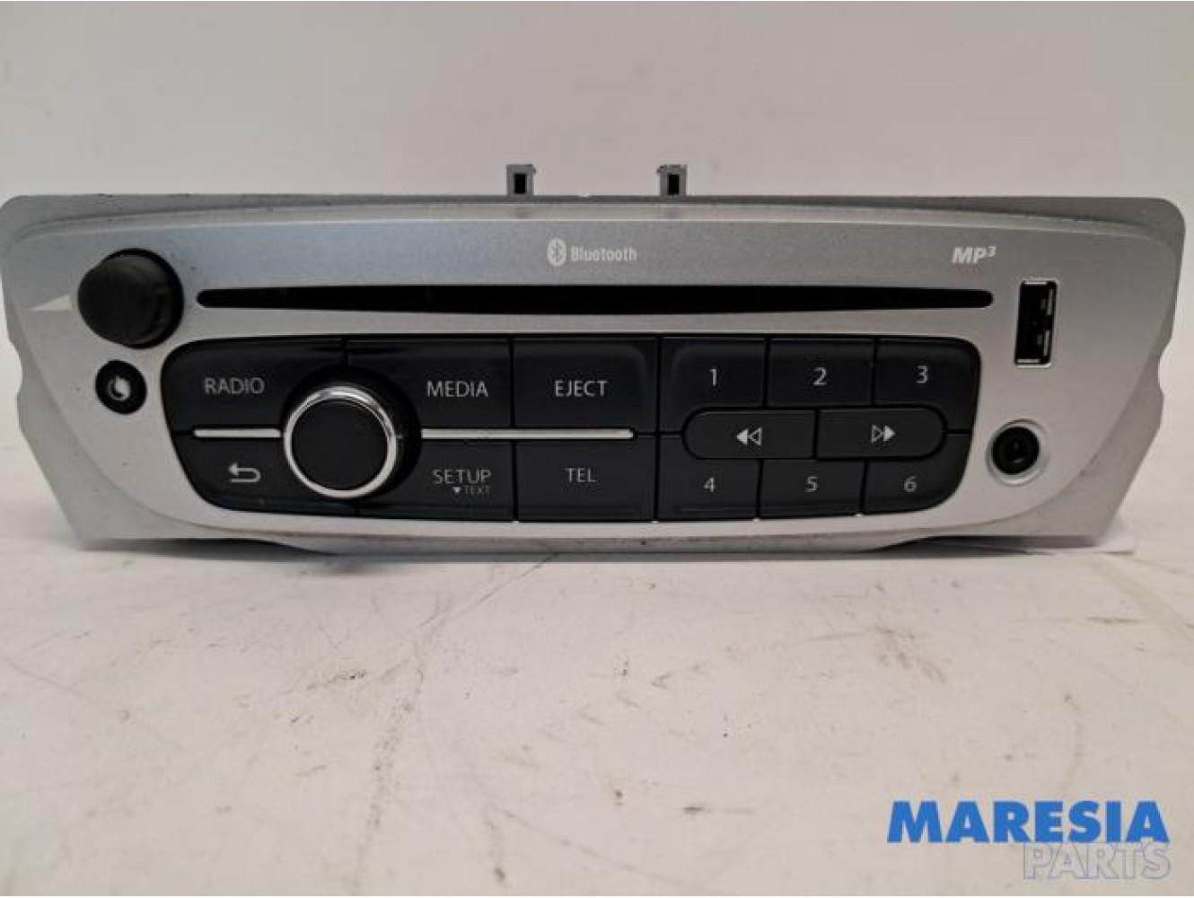 Renault - Megane - Radio CD Speler