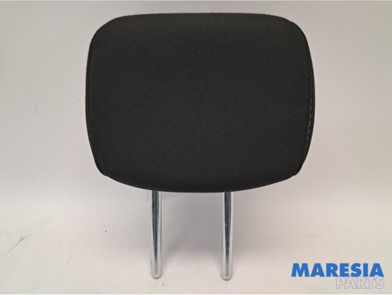 Renault - Megane - Headrest