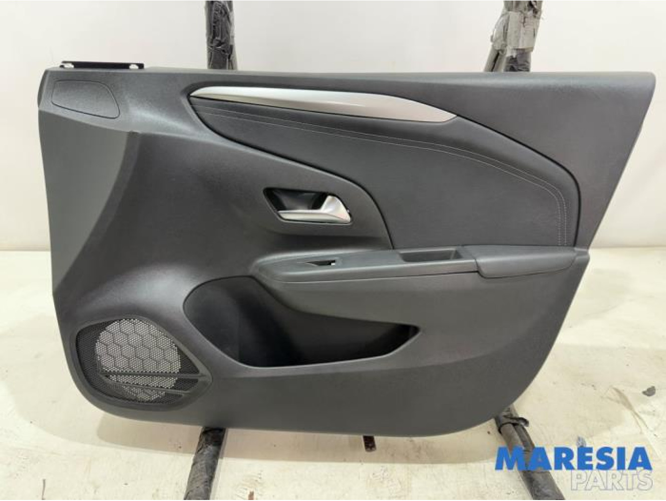 Opel - Corsa - Front door trim 4-door, right
