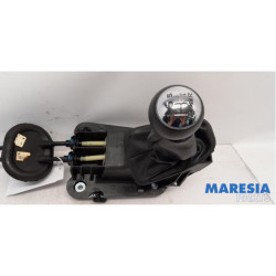 Citroen - C3 - Gear stick