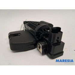 Citroen - C3 - Tailgate lock mechanism