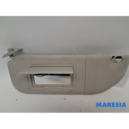 Citroen - C3 - Sun visor