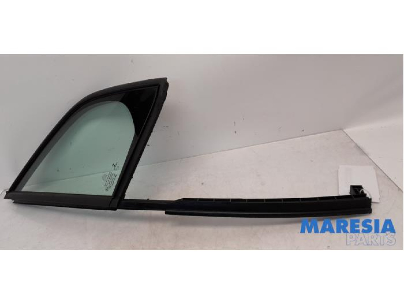 Citroen - C3 - Vitre triangulaire avant droite