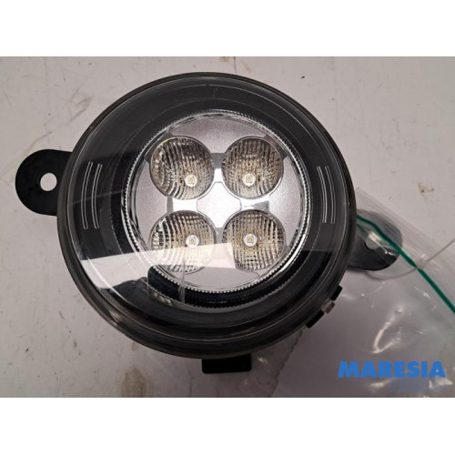 Renault - Twingo - Tageslicht links