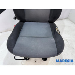 Renault - Master - Seat, left