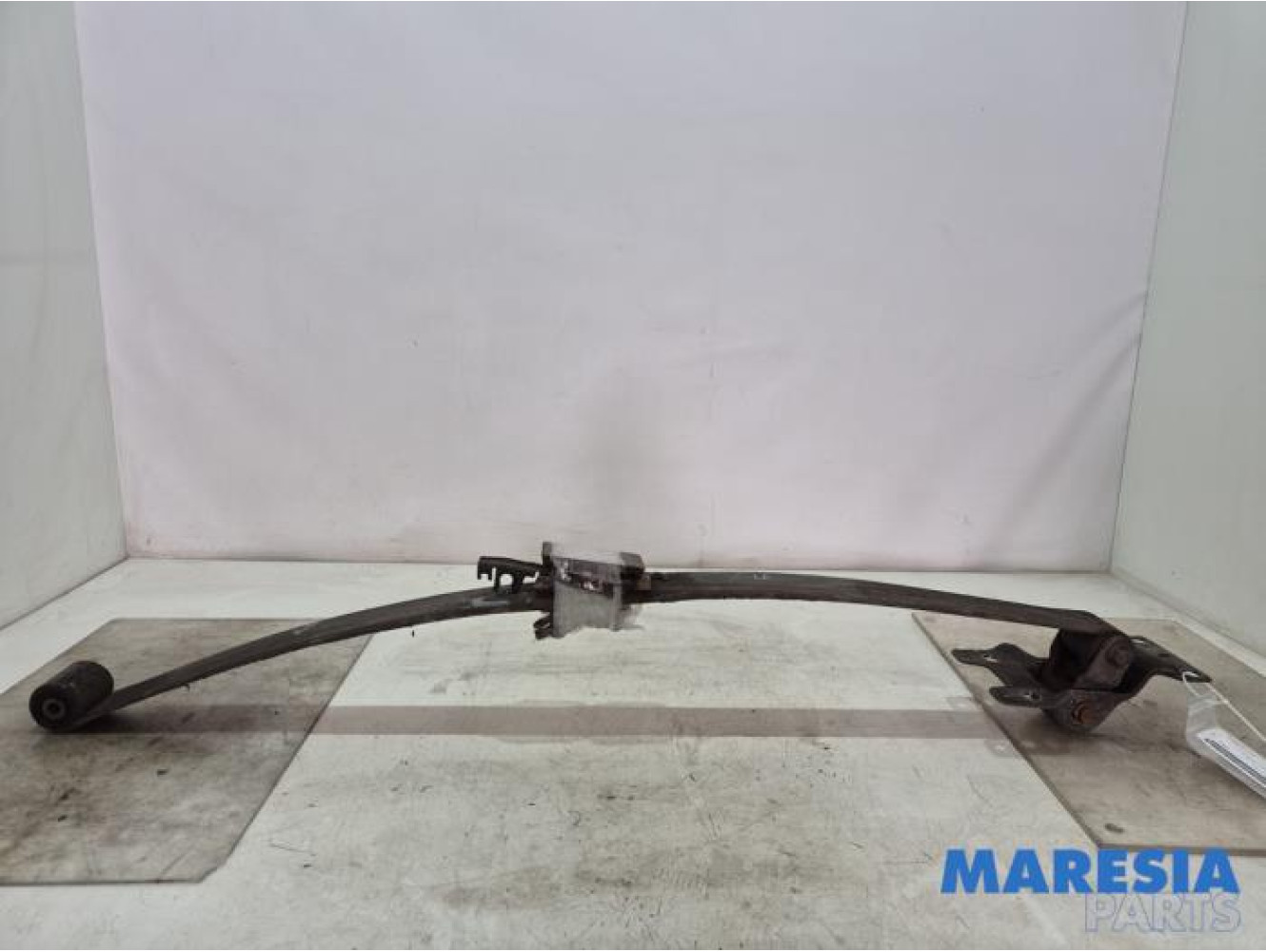 Renault - Master - Rear leaf spring