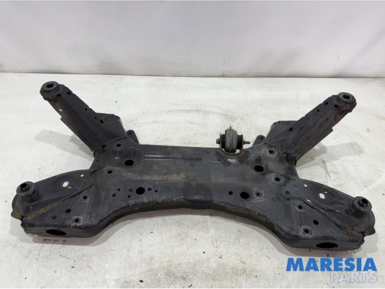 Renault - Master - Subframe