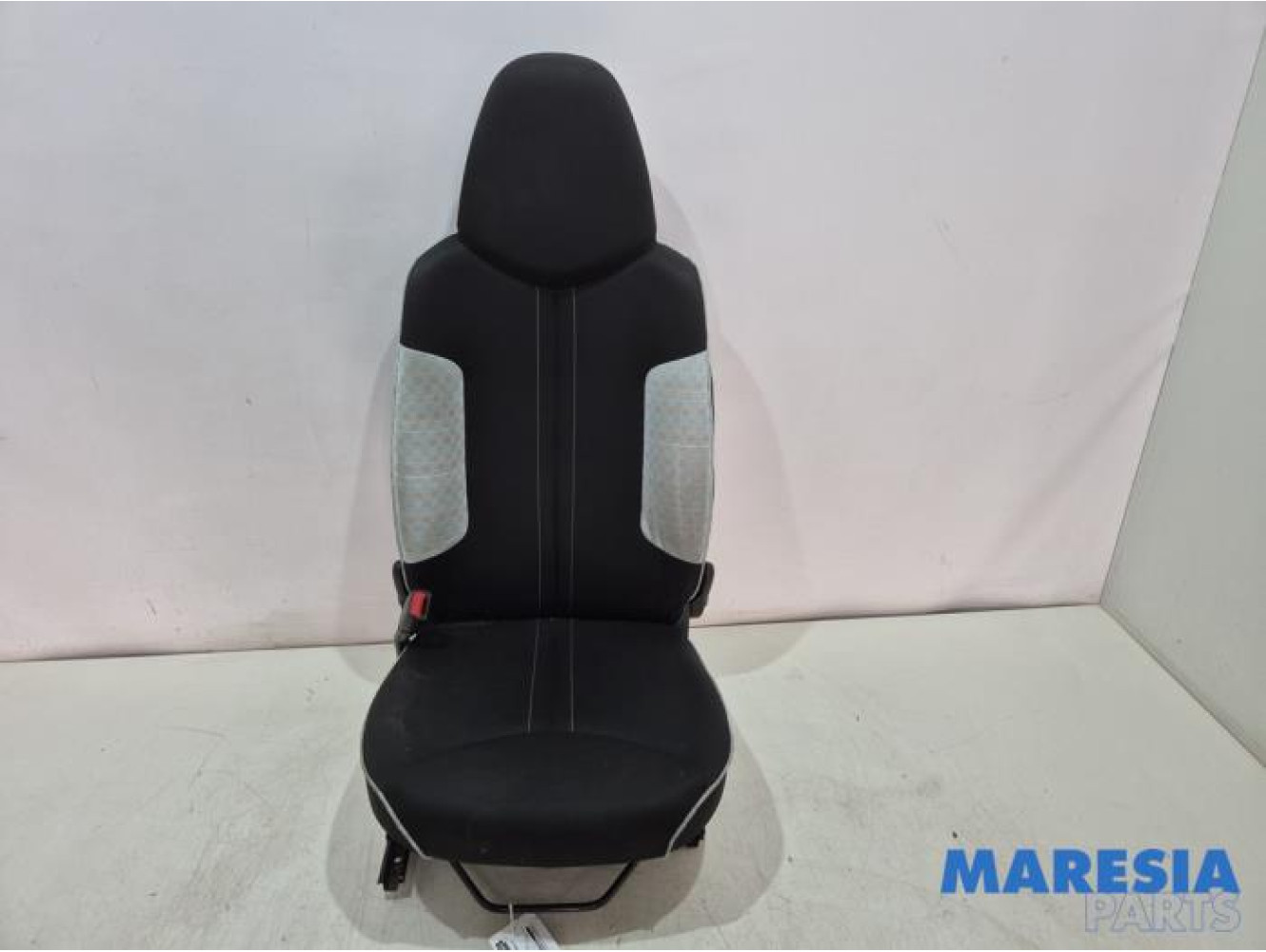 Citroen - C1 - Stoel links