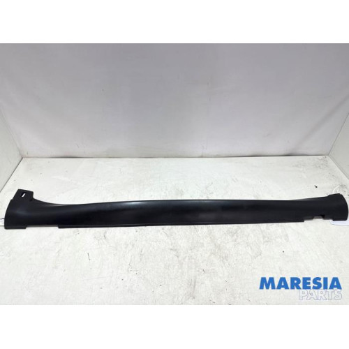 Citroen - C4 Cactus - Side skirt, right