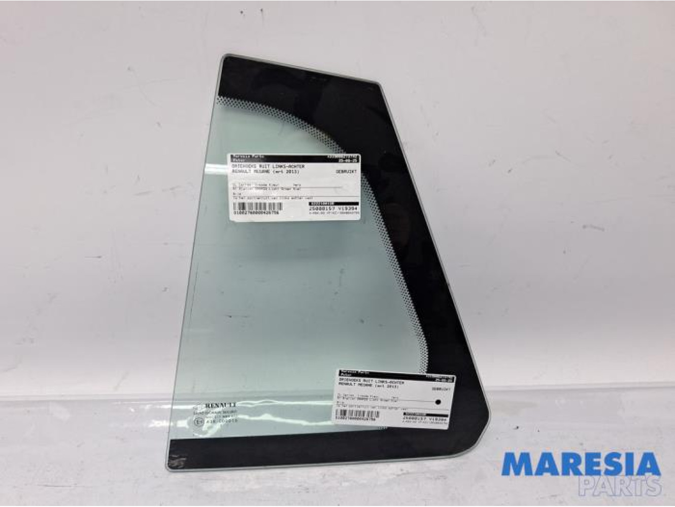 Renault - Megane - Vitre triangulaire arrière gauche