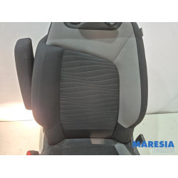 Citroen - C4 Picasso - Seat, left