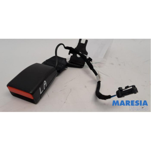 Opel - Corsa - Rear seatbelt buckle, left
