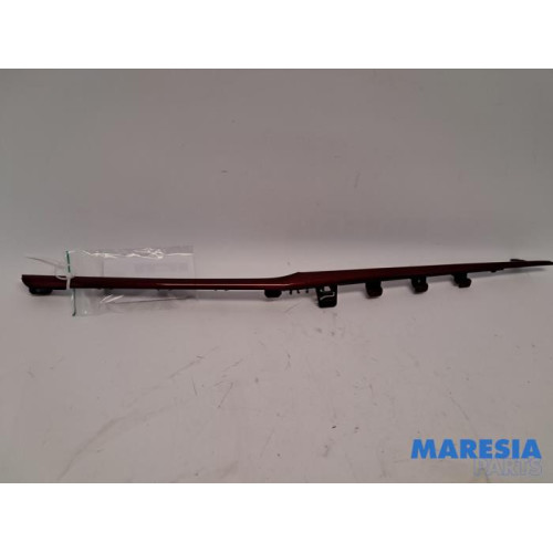 Opel - Corsa - Dashboard decoration strip