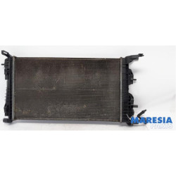 Renault - Megane - Radiateur