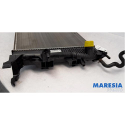 Renault - Megane - Radiateur