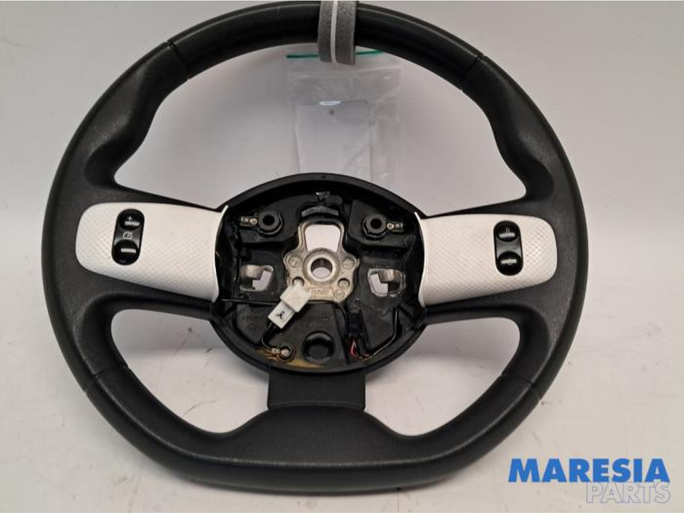 Renault - Twingo - Steering wheel