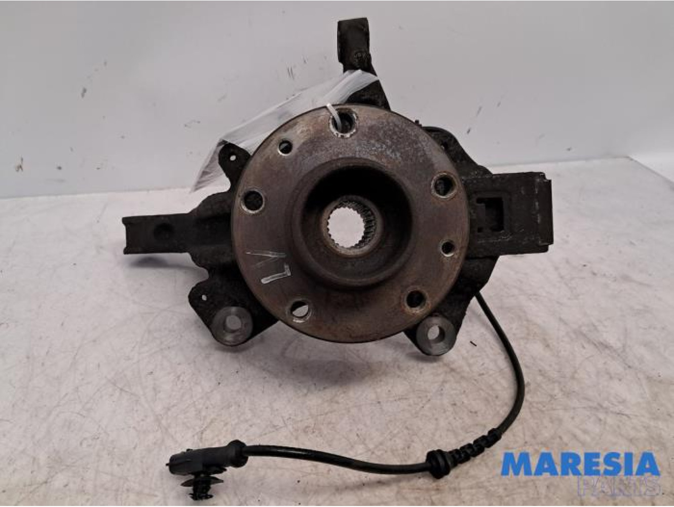 Renault - Megane - Achsschenkel links vorne