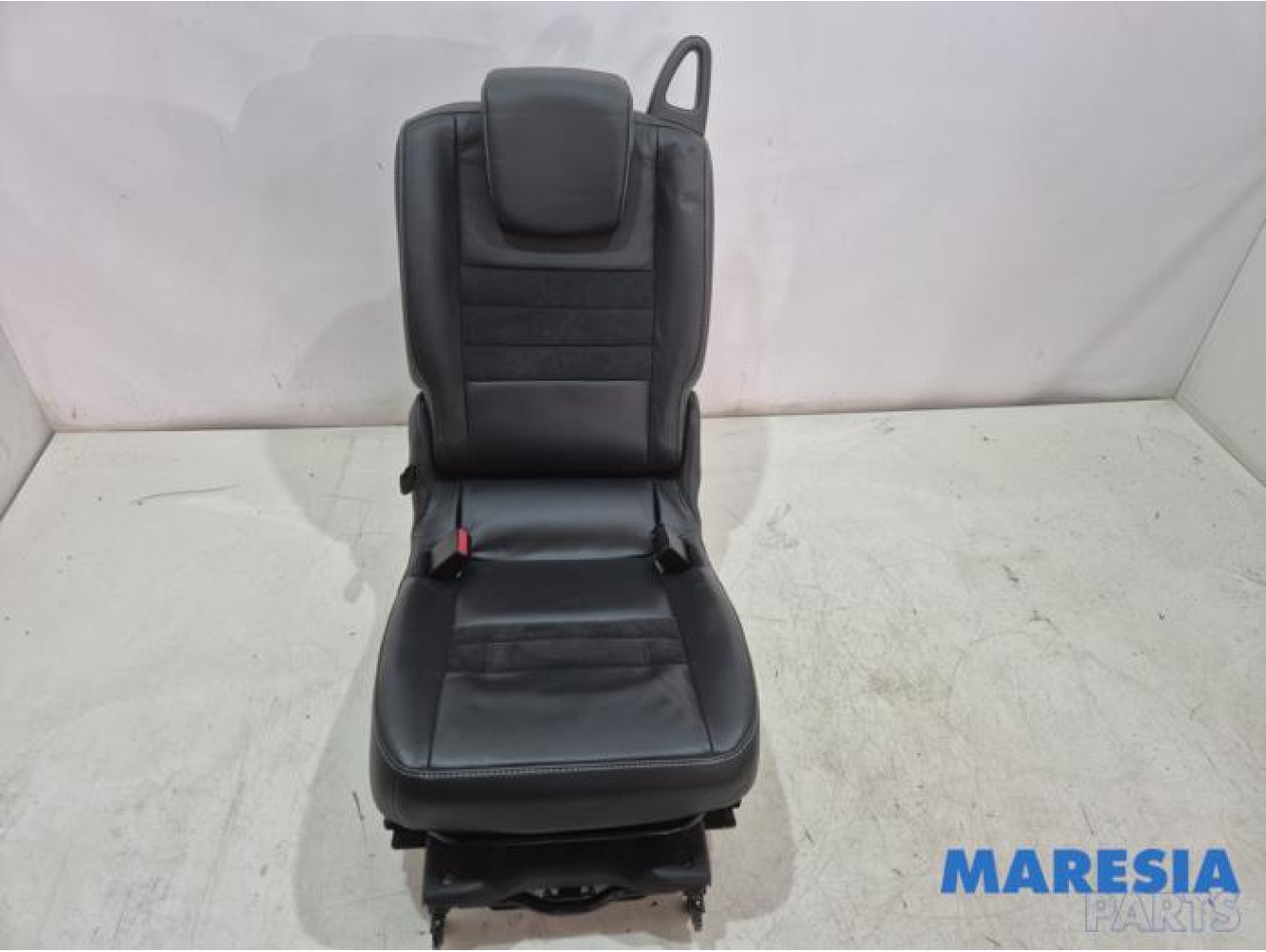 Renault - Grand Scenic - Stoel achter