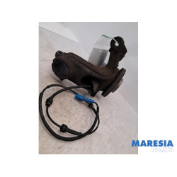 Peugeot - 207 - Fusee links-voor