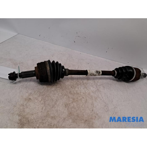 Renault - Megane - Front drive shaft, left