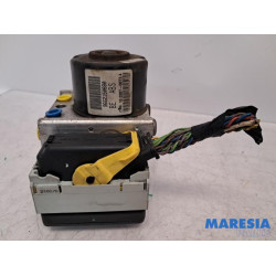 Peugeot - 207 - ABS pump